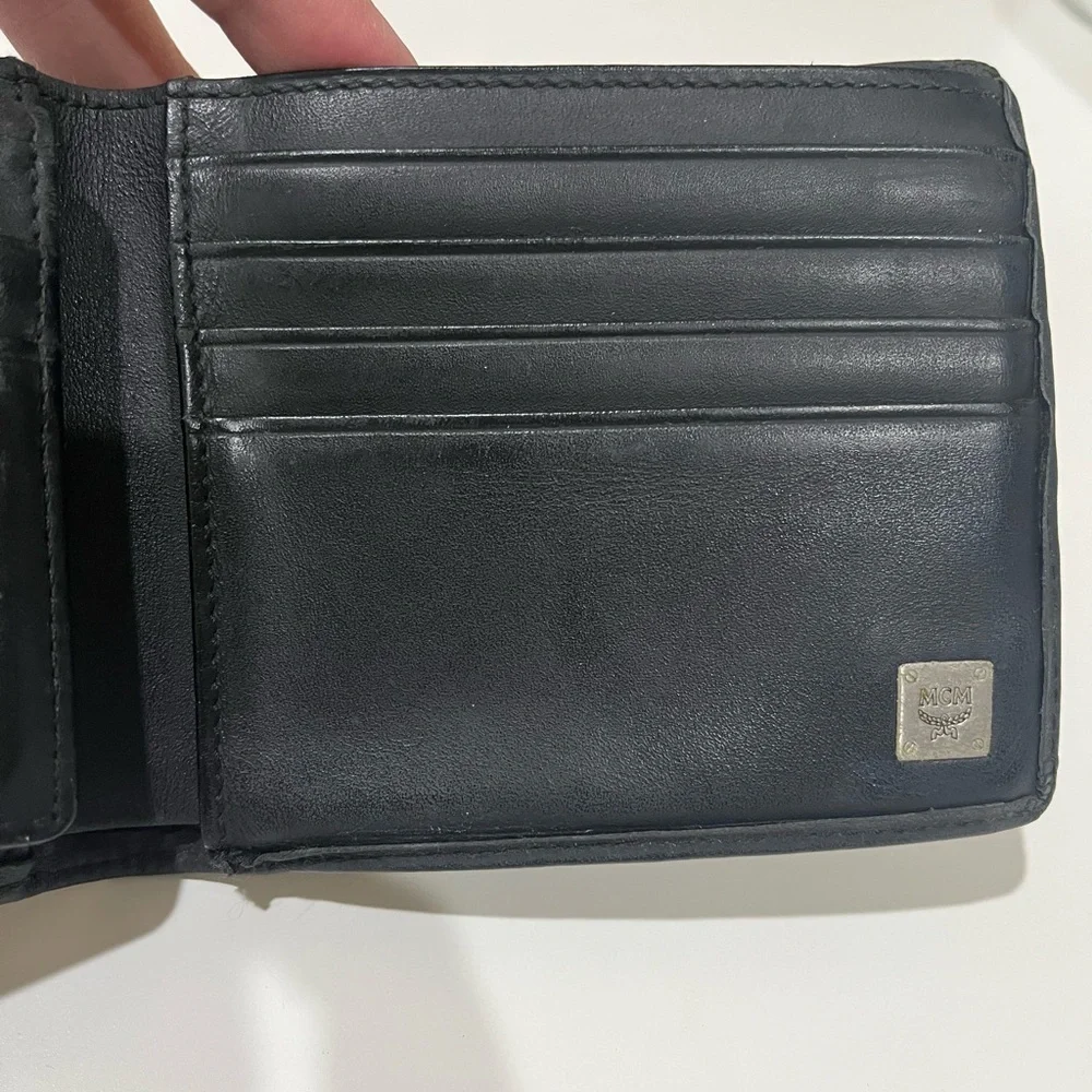MCM BLACK VISETOS MEN’S WALLET - Picture 11 of 14